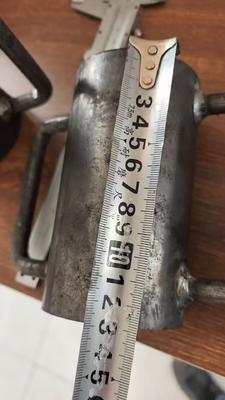 강관 받침대 슬리브 비계 부품 컵 너트와 나사 머리