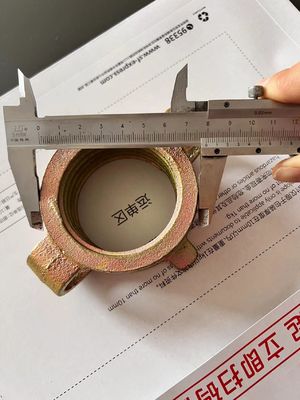 조절식 잭 베이스용 아연 도금 주철 너트